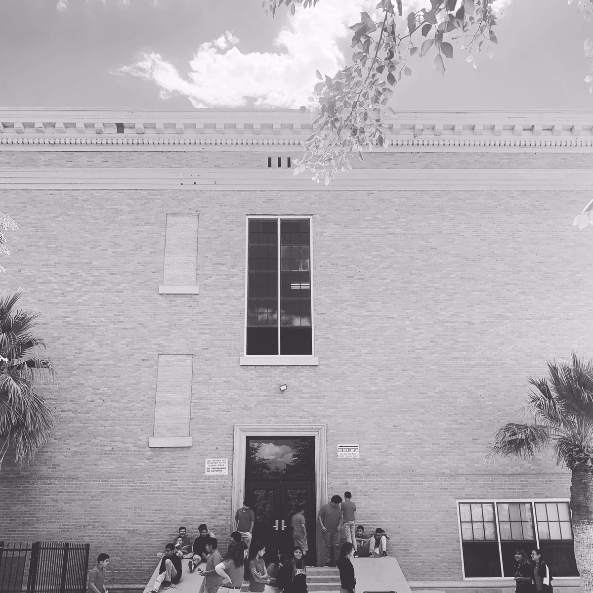 Fourth Ave. Jr. High (FourthAveJrHigh) Twitter