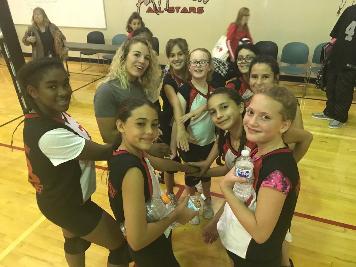 FoxMeadowHSD2's tweet photo. C Team came away with a “W” against Carmel. #embraceandempower #WeAreFMMS https://t.co/yazVddloNJ
