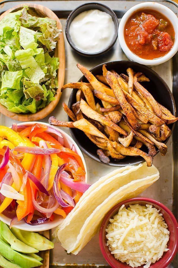 Vegetarian fajitas!

So tasty w/ peppers, onions and #mushrooms >> buff.ly/2r5ERIf!
#ad #Recipe
