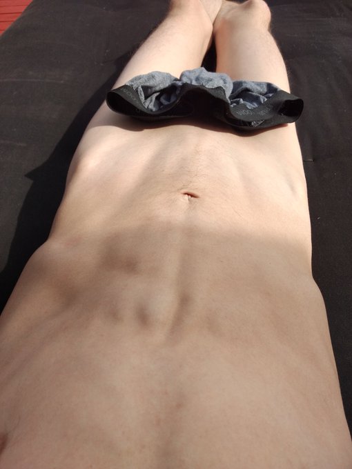 Is this just the right amount of tease or should I just be naked https://t.co/yEeO76kK73<a href="/tag/porn"class="tags"><span>#porn</span></a><a href="/tag/gay"class="tags"><span>#gay</span></a>