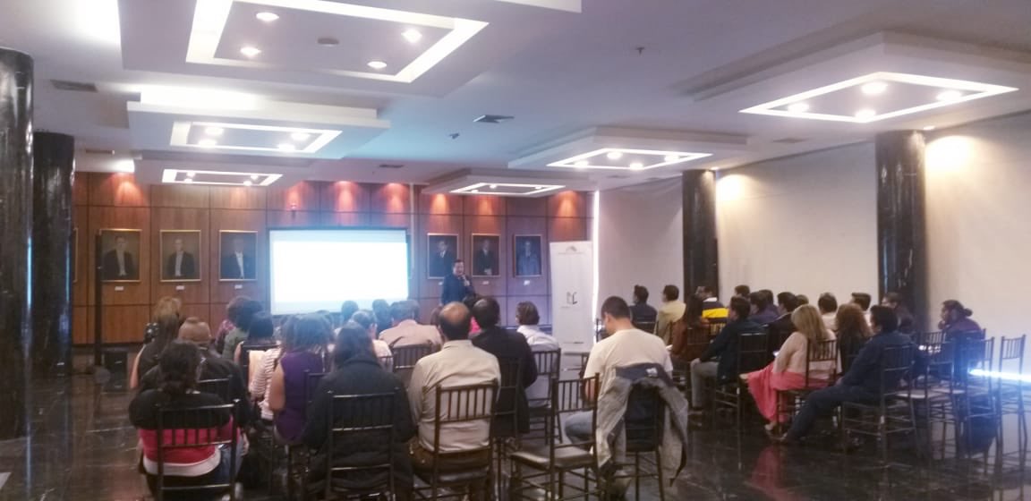 P_CiudadanaAN's tweet photo. #Quito| En el Salón de Ex Presidentes de la #AsambleaNacional  se lleva a cabo la Conferencia Historia de la Asamblea con la participación de los servidores legislativos. #EscuelaLegislativa 
#ProgramaExpertoParlamentario https://t.co/RTzl5h7yT4