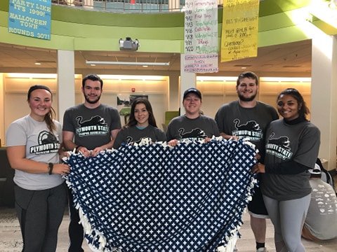 Thanks to our friends in Community Impact for their awesome service event today where @PlymouthState students made blankets for Project Linus which will be donated to children and youth in need! Awesome to have strong Rec Staff representation! #YouMatterHere