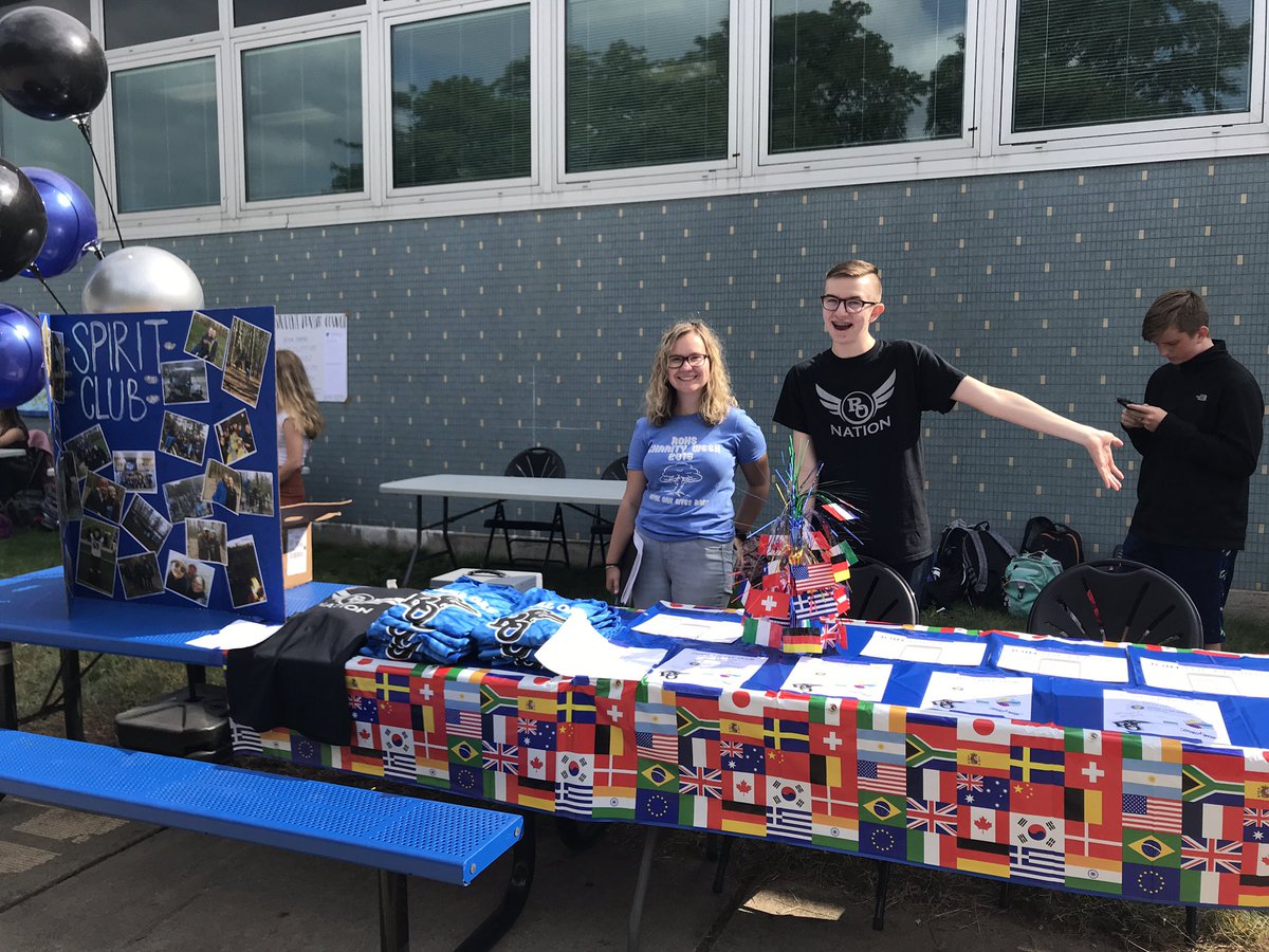 ROHS_Reimold's tweet photo. Hey Ravens! Did you know the Raven Rally is going on right now?!? Stop by and see @rohsdiversity @ROHS_iTC @rospiritclub and Student Advisory Council! 😄 See what they’re all about!! All are welcome! #getinvolved #rospirit #RavenPride https://t.co/9PkqmB5hHt