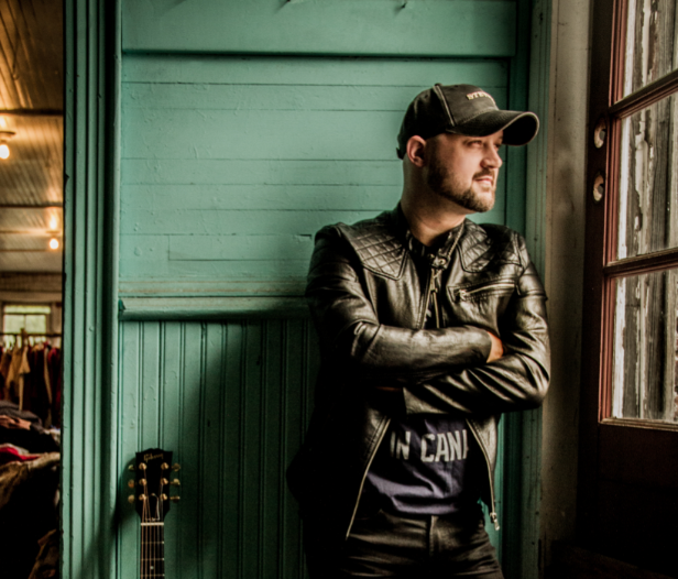 PureCountry94's tweet photo. How would you like to see @AaronGoodvin at the @RichmondFairON on September 20th?! All you have to do is follow us + retweet for your chance to win a pair of tickets! Good luck! 

*Must be a resident of Ontario to enter* https://t.co/Iks13epCGk