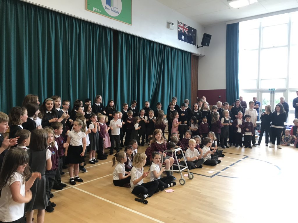 MissGraham_DP's tweet photo. Super proud of these superstars in P1, P1/2 @MrsH_DP and p7 @MissB_DP @DrakiesPS for an amazing performance at our Community Cafe this afternoon #proud #buddywork #friendship #confidentindividuals #anditsonlyweekthree 😊👏👍 https://t.co/RrYZEkIEhV