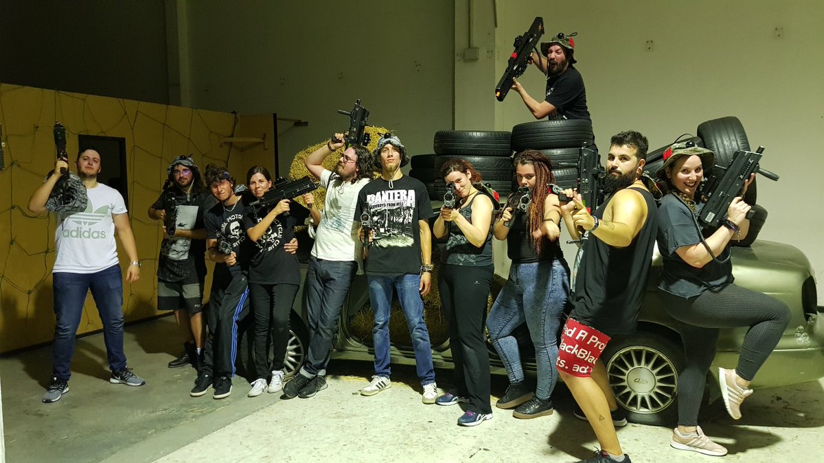 CorLaserCombat's tweet photo. ¿Estás preparado para una batalla? Ven con tus amigos, haced equipos y pensad en una estrategia para aniquilar al contrario.
¡ Disfruta de una tarde de risas! Y reserva en nuestra página web o en el ☎881926574
#coruñalasercombat #lasercombat #ocio #ociocoruña #actividadesengrupo https://t.co/VY0dk3UwIU
