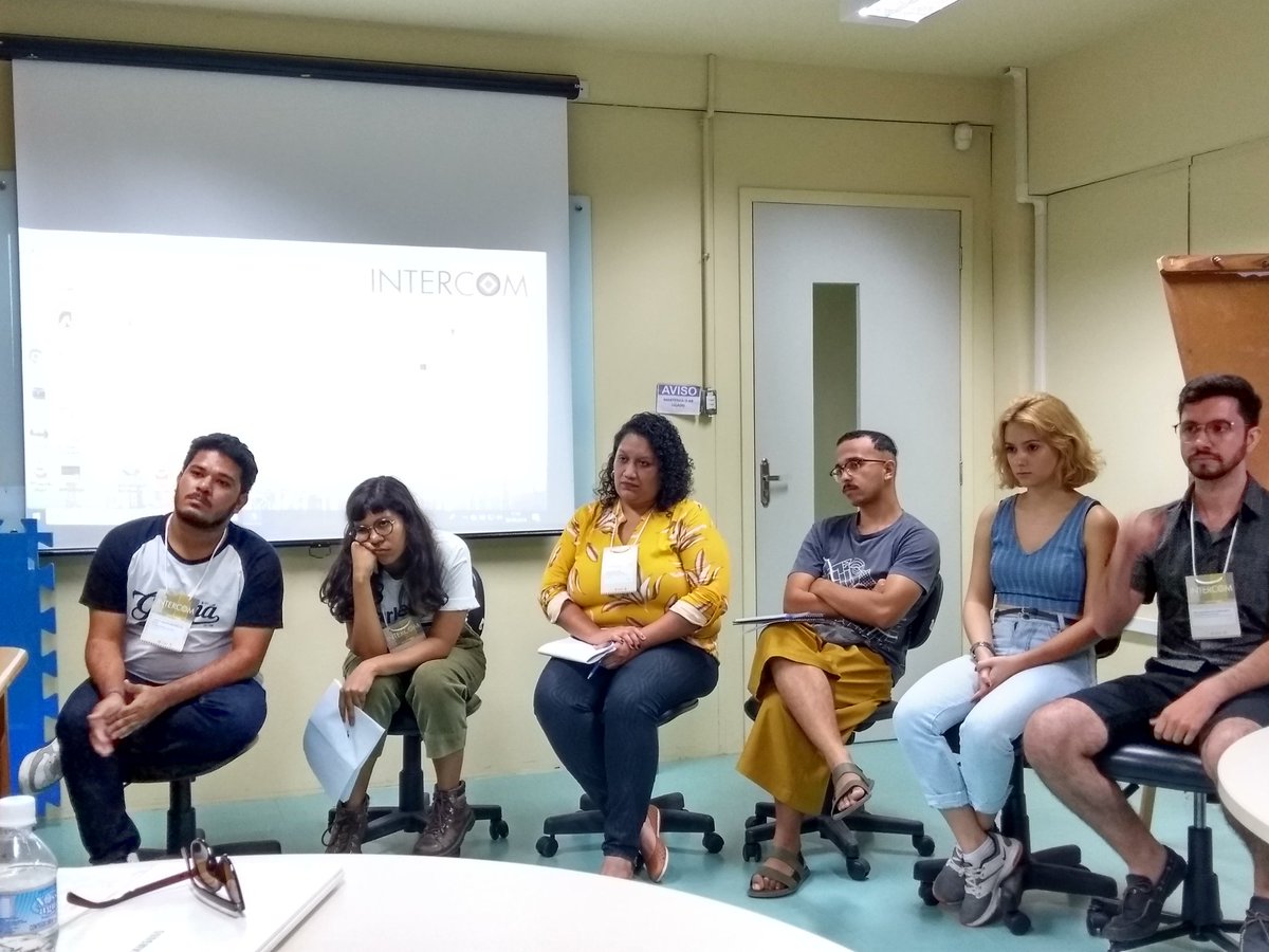 rodcomunica's tweet photo. @EmiJacob e @jobsquepariu ouvindo as contribuições da banca #intercom2019 , na @UFPA_Oficial https://t.co/oPmfpJQrRt