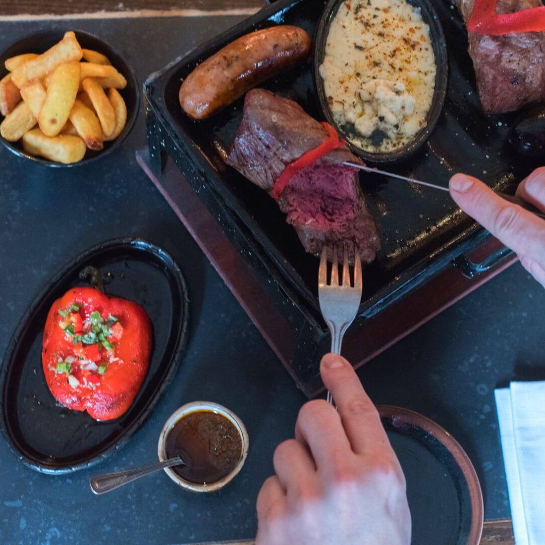 The sun is back in London and whether you decide to have lunch alfresco or have it indoors, you're guaranteed to have a feast of a king (or a queen)  🙌