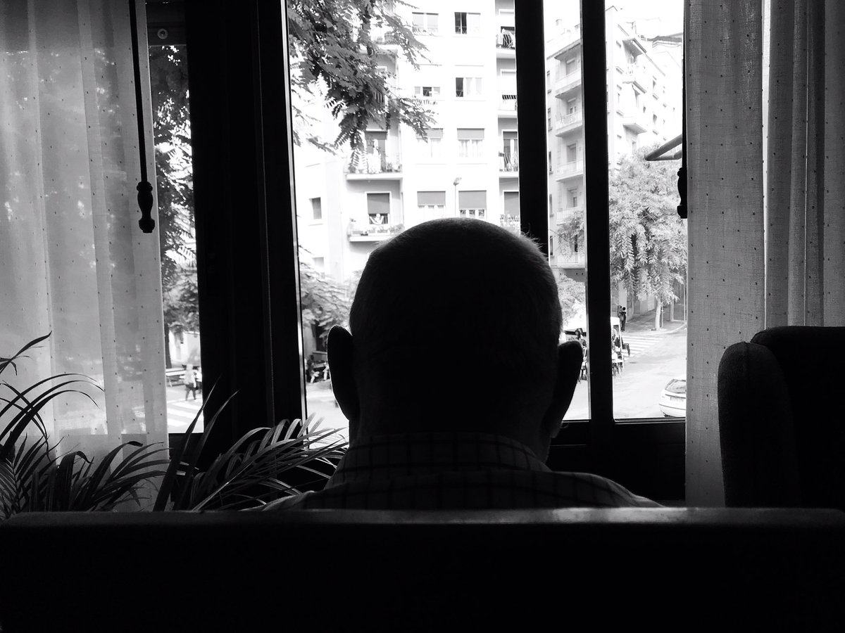 TGNcultura's tweet image. 🏙 #BoadaPregoner escoltant @strombolijazz des del palco. 
EB #ElTuitaireConvidat #SantaTecla2019 #Tarragona #jazz