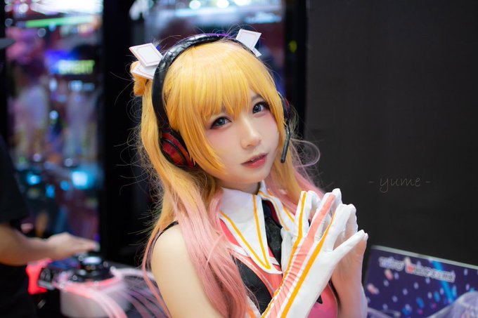 Twitterのコスプレ画像21