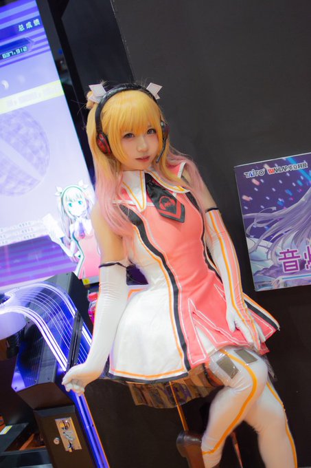 Twitterのコスプレ画像22
