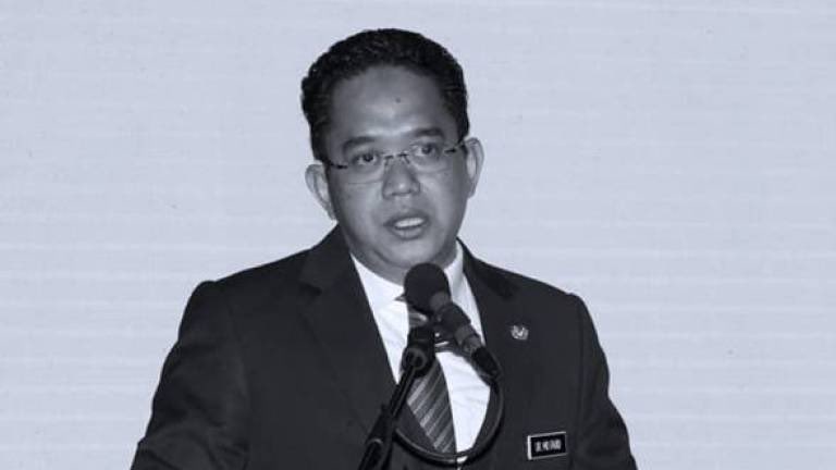 Abdul Hadi Awang على تويتر Kita Dikejutkan Dengan Berita Sedih Atas Pemergian Datuk Dr Md Farid Md Rafik Timbalan Menteri Perpaduan Negara Ke Rahmatullah Pagi Tadi Saya Ucapkan Takziah Kepada Ahli Keluarga