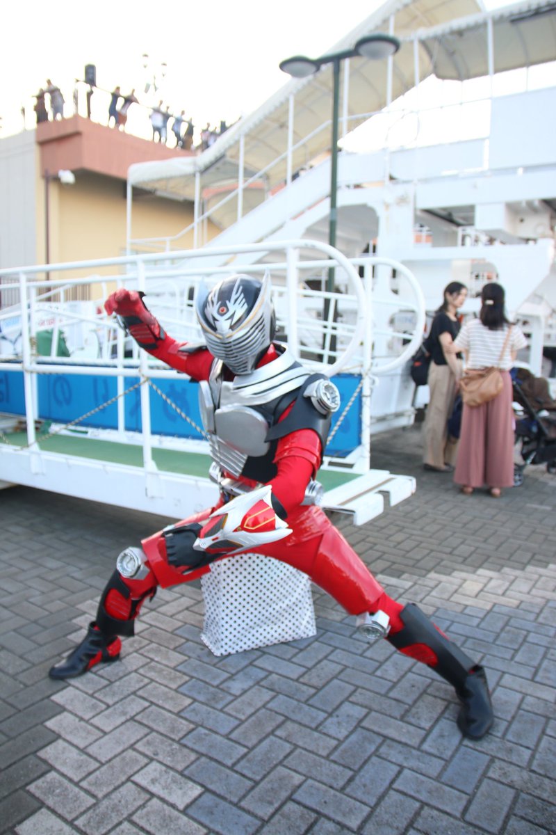 戦わなくても生き残れない 戦わなくても生き残れない