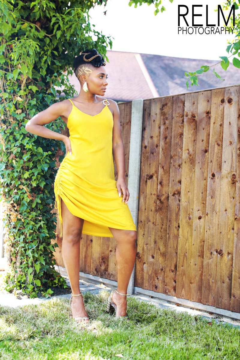 RhondellU's tweet photo. It takes self-awareness and self-love. Once you forget about the competition, about the comparison… you’ll start to get more self-compassion, accept yourself  for who you are and live your live like it’s golden 💛
#RELMPhotography
#Photography #Photographer #PortraitPhotography https://t.co/DIM62i666P