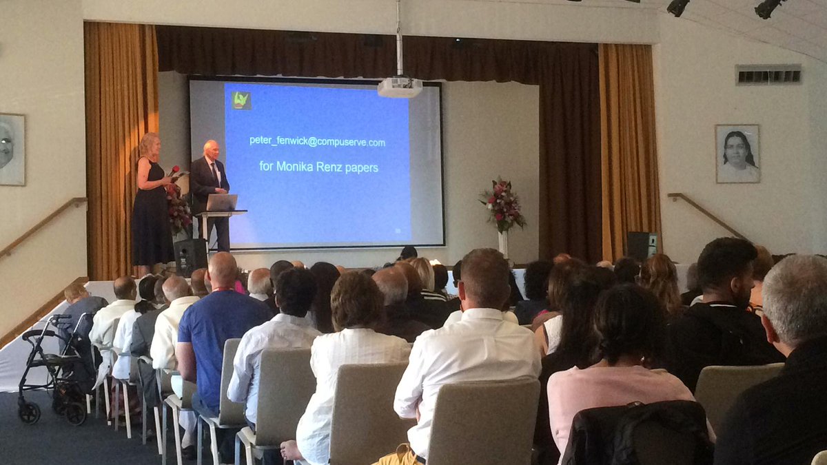 bkleicester's tweet photo. Great session with Dr Peter Fenwick at Harmony House this morning! #shininglightondeath #brahmakumarisuk #brahmakumaris #harmonyhouse #peterfenwick #drpeterfenwick #neuropsychologist https://t.co/QOAcMdgLni