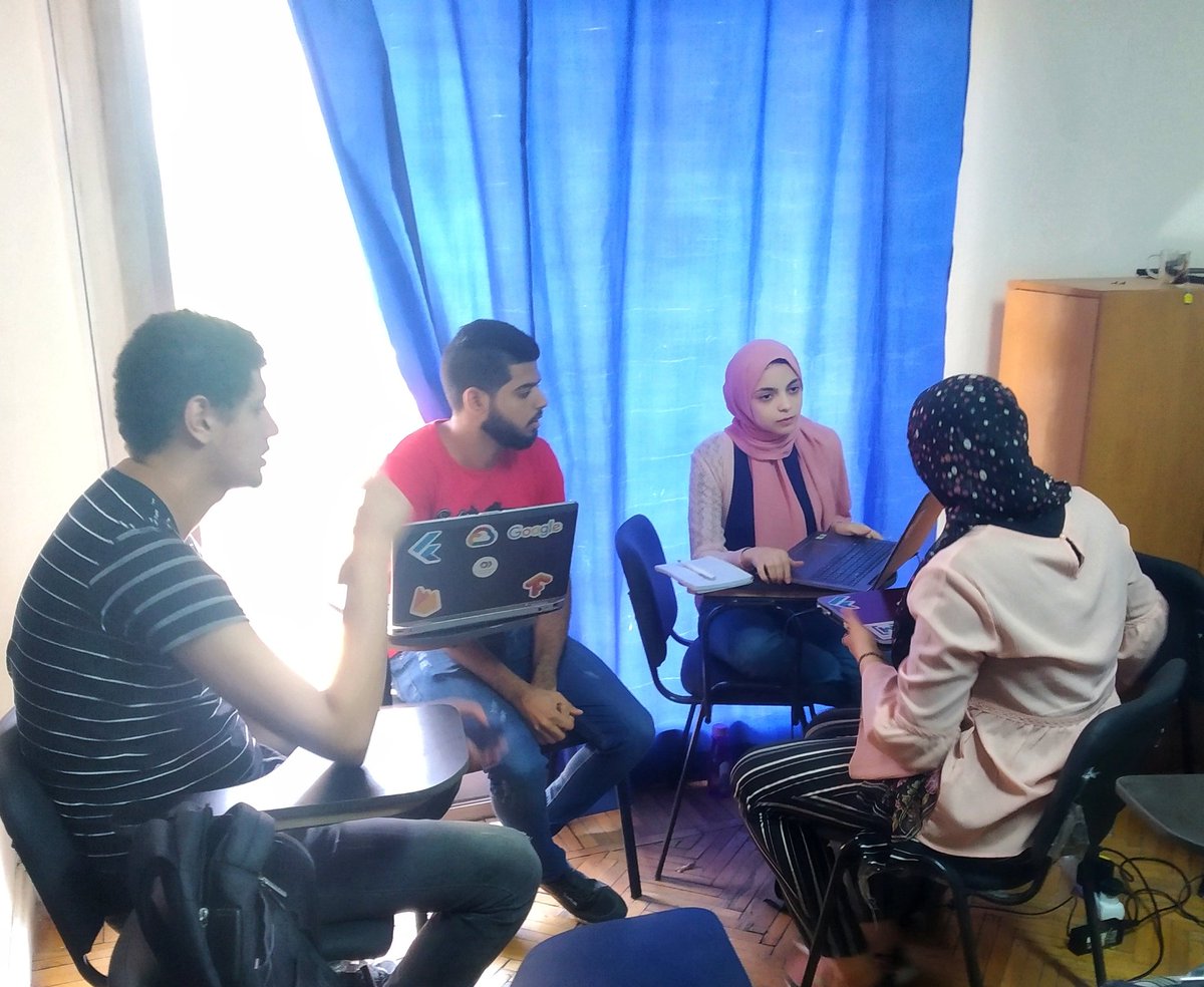 WTMCairo's tweet image. Creating a list of items and applying the screen navigation to the details widget.
Now our teams are competing to finish the details widget 👩💻👨💻
Continuing our bootcamp journey with Eng. @Yahia_Agwa 🙌
#FlutterBootcamp #StudyJamsMENA #WomenTechmakers