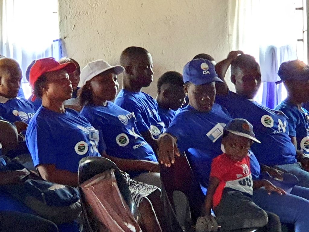 DA_Mpumalanga's tweet photo. #KhulaDA Successful branch launch at Ward 11, Mbombela Constituency. The DA is the only hope for a better and productive South Africa🇿🇦
#OneSouthAfricaForAll @Chanellel @bosmangrobler https://t.co/VHNSd1pWMm