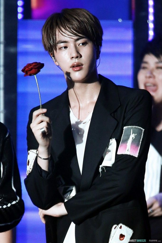 Ze:a джунен. Чхве тэхун tnx. Минхо stray kids 2023. Bts jin hot. Канг даниэль.