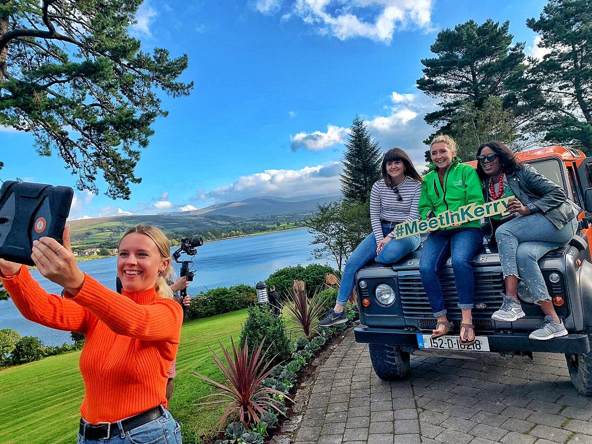 KCBKerry's tweet image. Such an awesome day!!! Thanks #TeamOrange... hopefully you'll get to do it all again, creating &amp;amp; delivering 'Inspired Incentives' &amp;amp; 'Extraordinary Events' for the many delegates our #UKEventProfs will be bringing when they come back to #MakeItIreland &amp;amp; #MeetInKerry ☘
