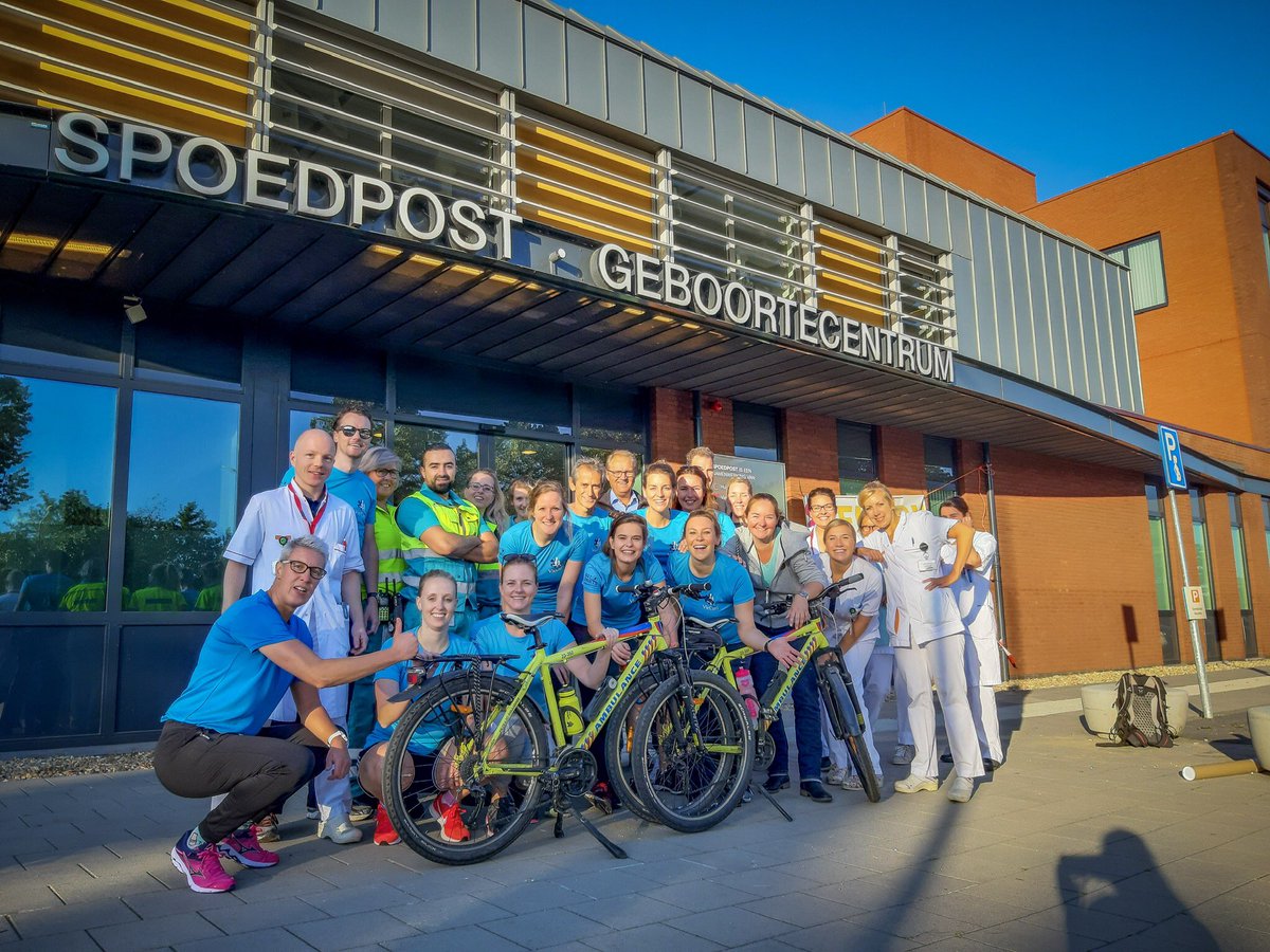 slaumer's tweet photo. SGOrun 2019! Samen met dit top team @VieCuri onderweg naar @Zuyderland!! #sgorun #sgo #spoeddokters https://t.co/JIeZ2raYZI