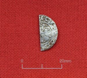 CotswoldArch's tweet photo. #CASiteTeam are prepping for the #ClareCommunityDig open day tomorrow, 12-4pm at @Clare_Country.
There'll be site tours (showing off some newly discovered castle structures!) and handling the finds. More on the site: https://t.co/djfUtfzmjI
#Norman #Medieval #Archaeology #Suffolk https://t.co/zMXX5KeGS5