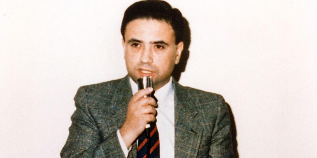 PietroGrasso's tweet photo. Il #21settembre 1990 veniva ucciso dalla mafia, a soli 38 anni, #RosarioLivatino. Lavorava con profonda maturità umana e professionale, credeva nell’integrità e nell’imparzialità dei giudici, nella libertà e nell’indipendenza da ogni potere. Posizioni attualissime e d’esempio. https://t.co/Bxyzu7C2LG