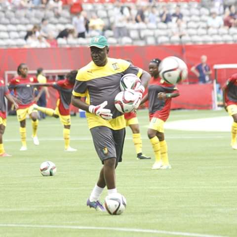 CMR_Lionesses's tweet photo. Congratulations to former Indomitable Lionesses goalkeepers Coach Clement Assimba "Miracle" who has been appointed with the men's  A' National Team 🇨🇲🦁 (Home based players).
Assimba spent six years with the Lionesses before being sacked at the end of the #AWCON2018 in Ghana 🇬🇭 https://t.co/IRK6PsruQ2