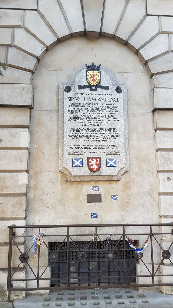 CatrionaRiddel1's tweet photo. Finally made it to the #WilliamWallaceMemorial at #SmithfieldsMarket. Seems this was the site of many gruesome things including wife selling! https://t.co/gaiLDV34Bn
