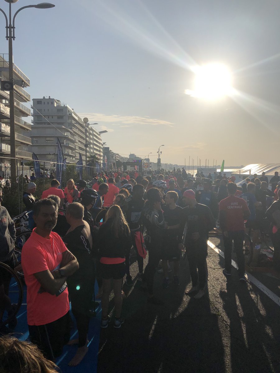 Départ imminent pour nos 90 équipes en lice au #Triathlon @TriatAudencia #TriALB #lifeatcapgemini
🏊‍♀️🚴🏾‍♂️ 🏃🏻‍♂️ 💪🏻