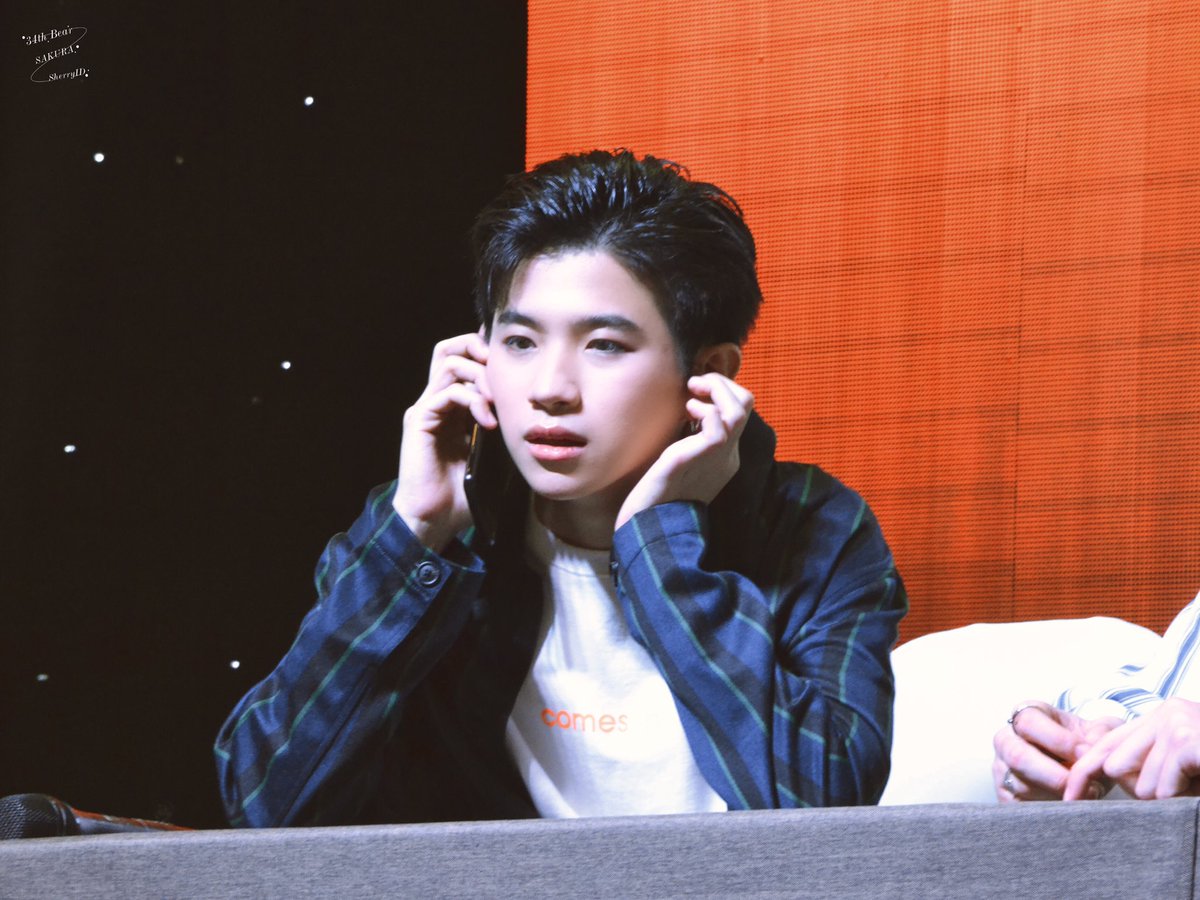 SherryDI95's tweet photo. ·越南应援小分队出品·
@liuyue_qq @SherryDI95 @2wishsusu
·190921 越南彩排·

·Mean&amp;Plan·

💙唯你最深得我意，也属你最不识抬举.💚 
#MeanPlanfanmeetinginVietnam

@m34nismind
@bplannnnn
·图片禁止商用，禁止二改，转载请注明出处· https://t.co/EZpNkZoFRQ