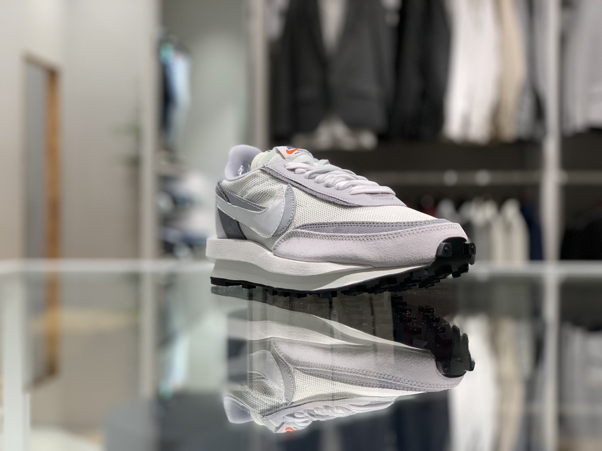 Gostardefuga東京ベイ店 Nike Ld Waffle Sacai White Grey 入荷です スニーカーズ ららぽーと東京ベイ Nike T Co W6cggc644s Twitter