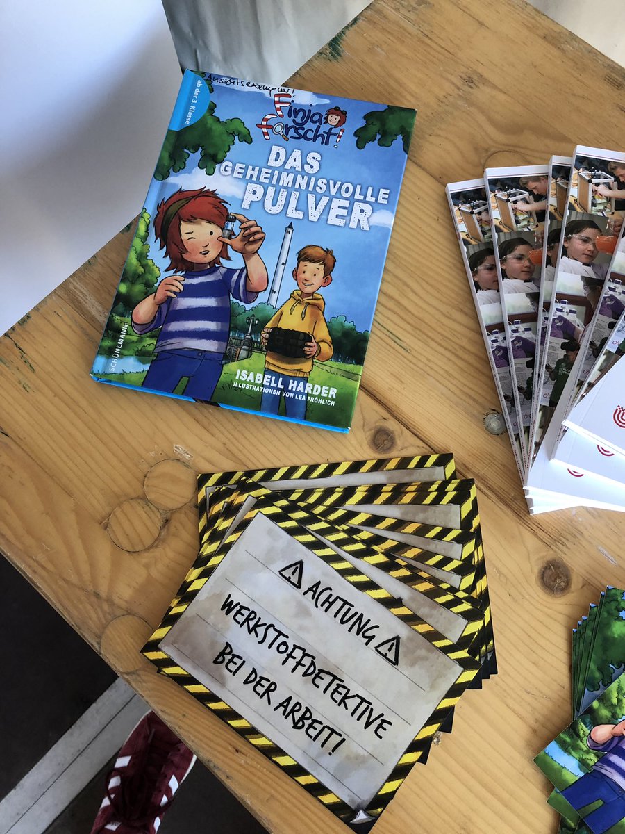 #Finja heute bei der #Forschungsmeile an der #Schlachte in #Bremen. Macht mit beim Quiz am Stand der <a href="/UniBremen/">Universität Bremen</a> und kommt um 13 oder 14 Uhr zur Lesung um Vorlesezelt!