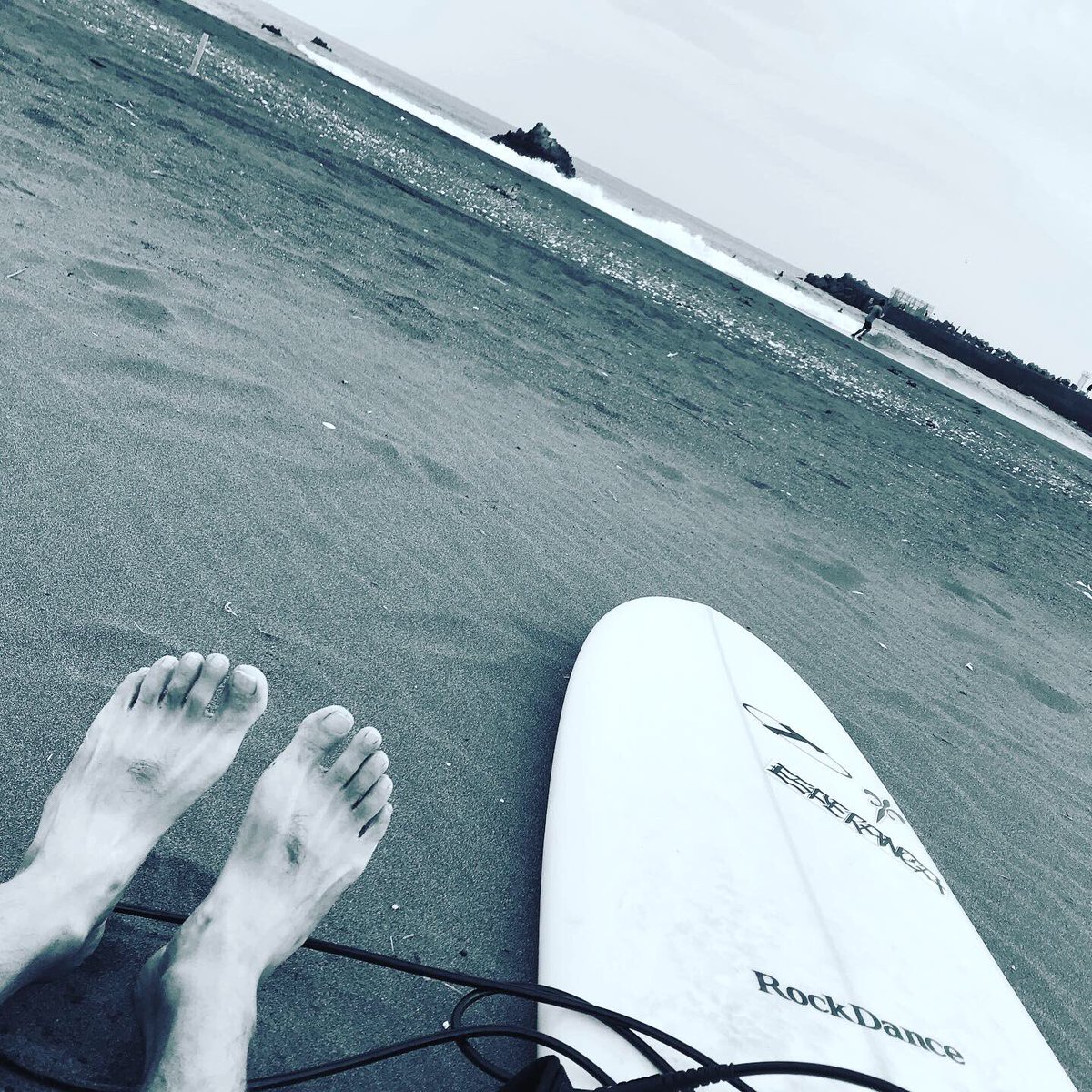naohisashoji's tweet image. #longboardsurfing #surf 今日の大磯の海は楽しいコンディションでした。