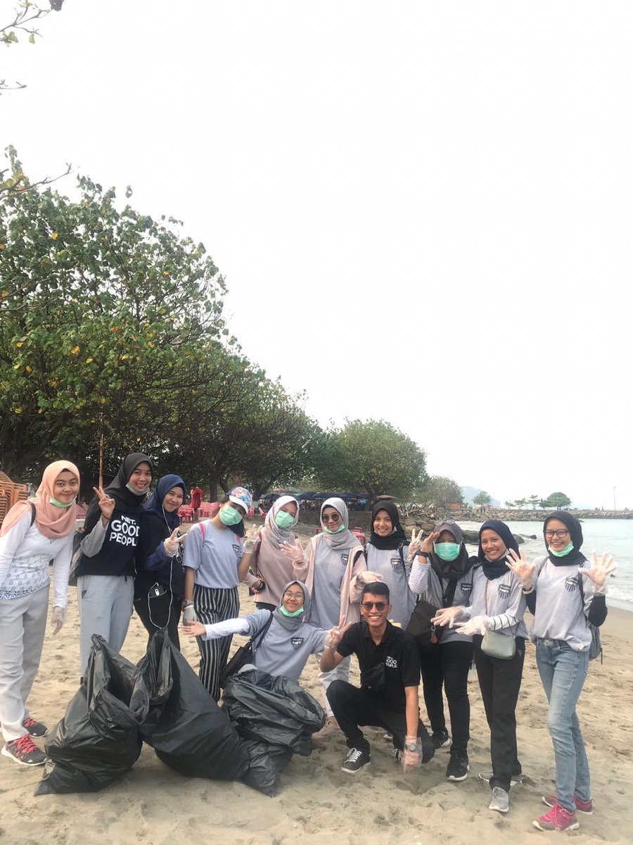 indaprl's tweet photo. Ada rasa senang tersendiri bisa ikut berpartisipasi dalam #CleanUpDay #NetGoodPeople @netmediatama https://t.co/pH7c0K5NFl