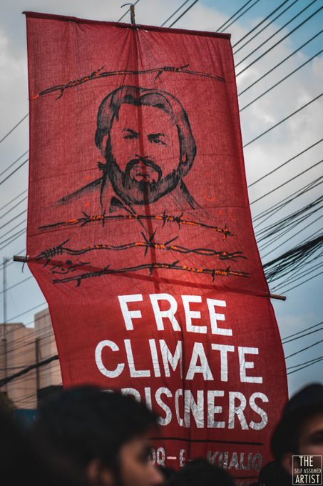 gbeepk's tweet photo. Baba Jan and other jailed activists from #Hunza declared "Climate Prisoners" by Haqooq-e-Khalq Movement @haqooq_e_khalq, free #BabaJan banners displayed during #ClimateMarch @ClimateActionPk

#ClimateStrike #ClimateEmergency #GBee #GilgitBaltistan #HumansofHunza #HunzaValley https://t.co/fVCI0GbwWK