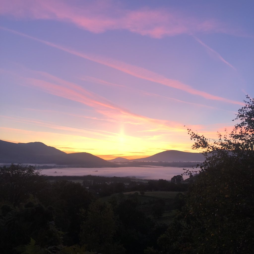 claverhamdofe's tweet photo. This place is biblical. As you were. #morningrundone #lakes #eelcrag #claverham https://t.co/2TAsBcIdXF
