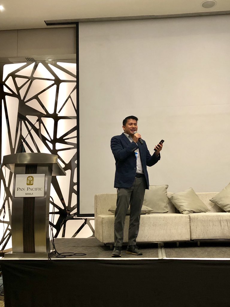 psphpofficial's tweet photo. Dr Juan Alfonso Leonardia, Vice President of the #PSPHP Executive Committee, ends #PHCon2019 with his energetic closing remarks. See you next year! https://t.co/0qCh8f4fM9