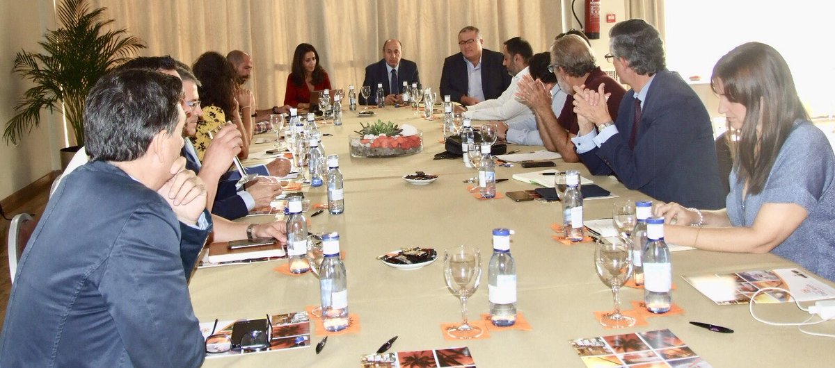 MariaCrisalo's tweet photo. ✍🏻Mesa del Turismo👩🏻‍💻Todos a una impulsando el  #Turismo de la #RegióndeMurcia y ayudando a quienes más lo necesitan #DANARMurcia @itremurcia https://t.co/Gn0pMzn3us