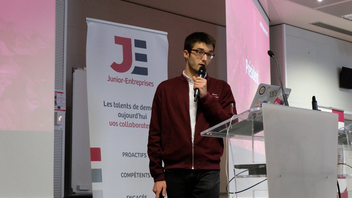 cnje's tweet photo. .@Simon_cnje, Président de la @cnje, met ce matin en avant l'utilité de la #TaxeDapprentissage pour le Mouvement ! 

Merci à @Alten_france &amp; @EngieCareers, partenaires premium du Mouvement qui nous reversent cette année cette taxe 👏

#WeAreJE #50ansJE #AGPSEPT19 https://t.co/sbl6Edr4Ps