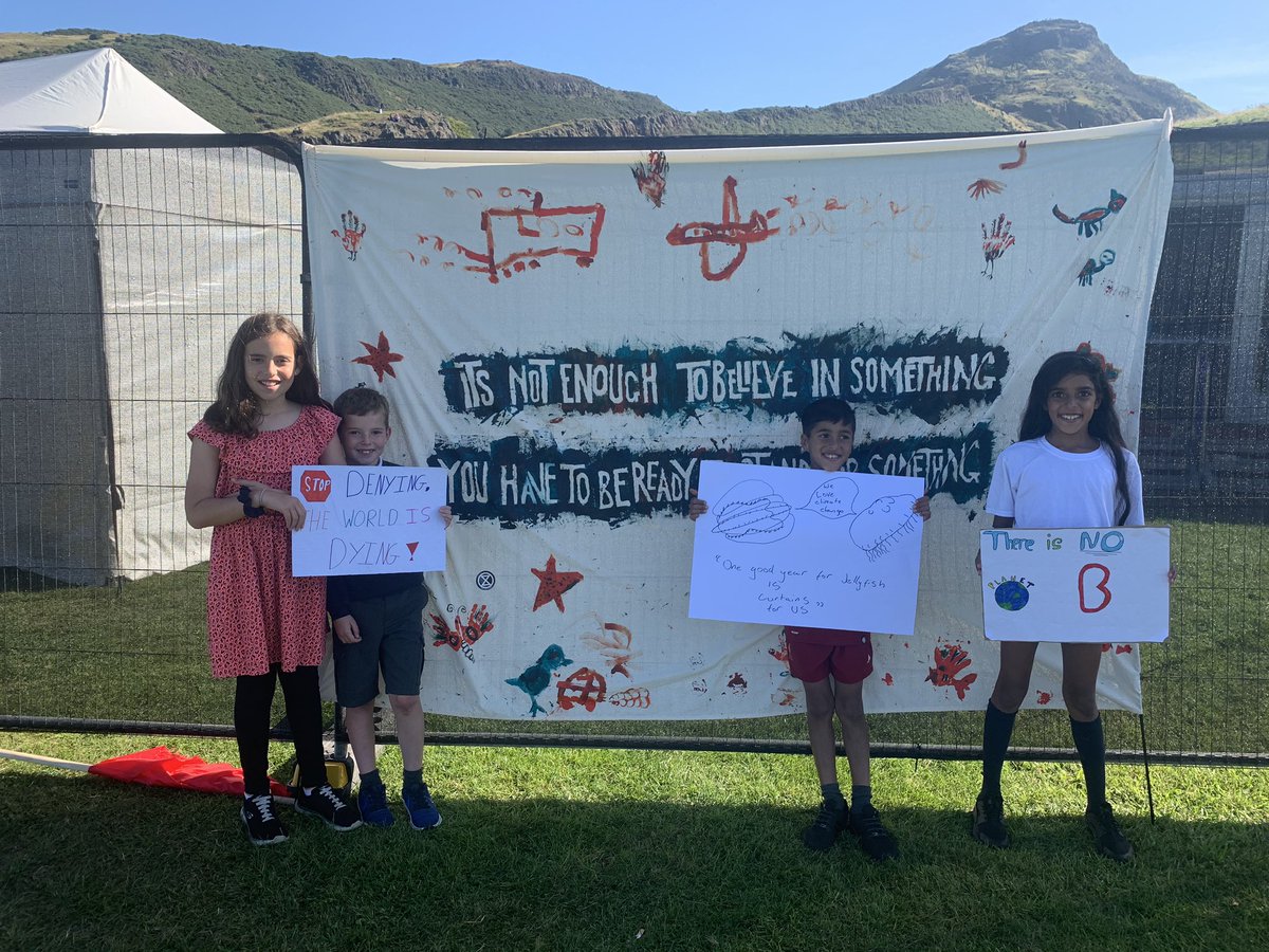 maria__kanda's tweet photo. @FoxCovertPS ‘It’s not enough to believe in something, you have to be ready to do something’ #ClimateStrike #ClimateChange https://t.co/tPwNWlVs1f