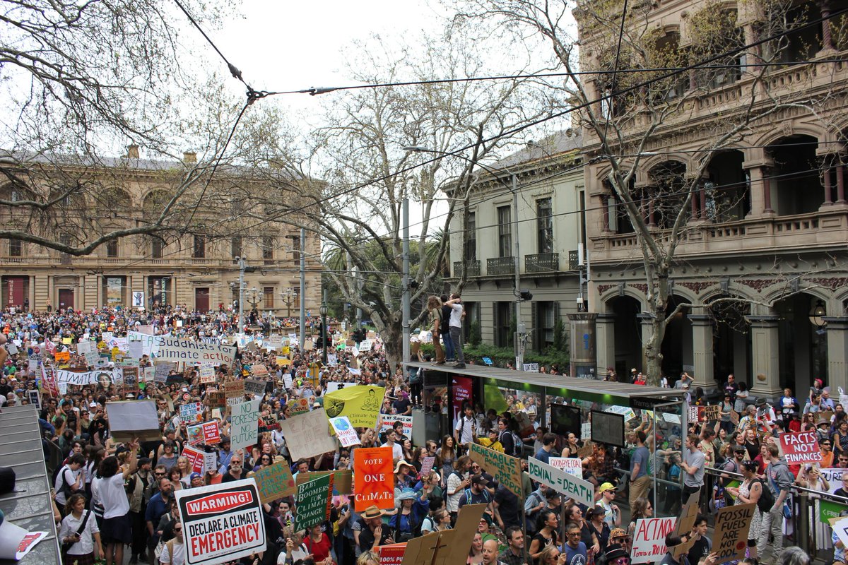 tess_devherc's tweet image. Still overwhelmed by the fact that everyone was marching out of palpable anger and frustration, but it was one of the most uplifting experiences of my life

This cannot be ignored.

(Here are some of my favourite photos off my camera from #ClimateStrike Melbourne)