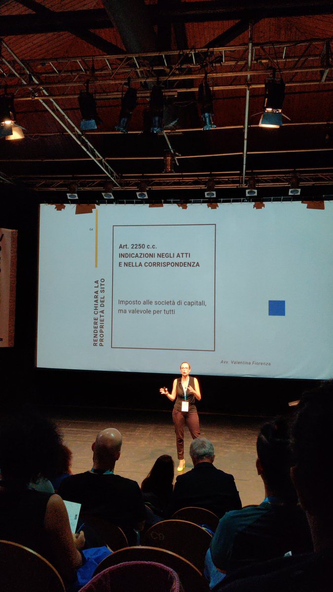 #WordCampCatania: Valentina Fiorenza e la sua analisi autoptica di un #Website. Sarà a norma di #legge?

#WCCTA #wordcamp #GDPR #privacy #wordpress #wordpresswebsite