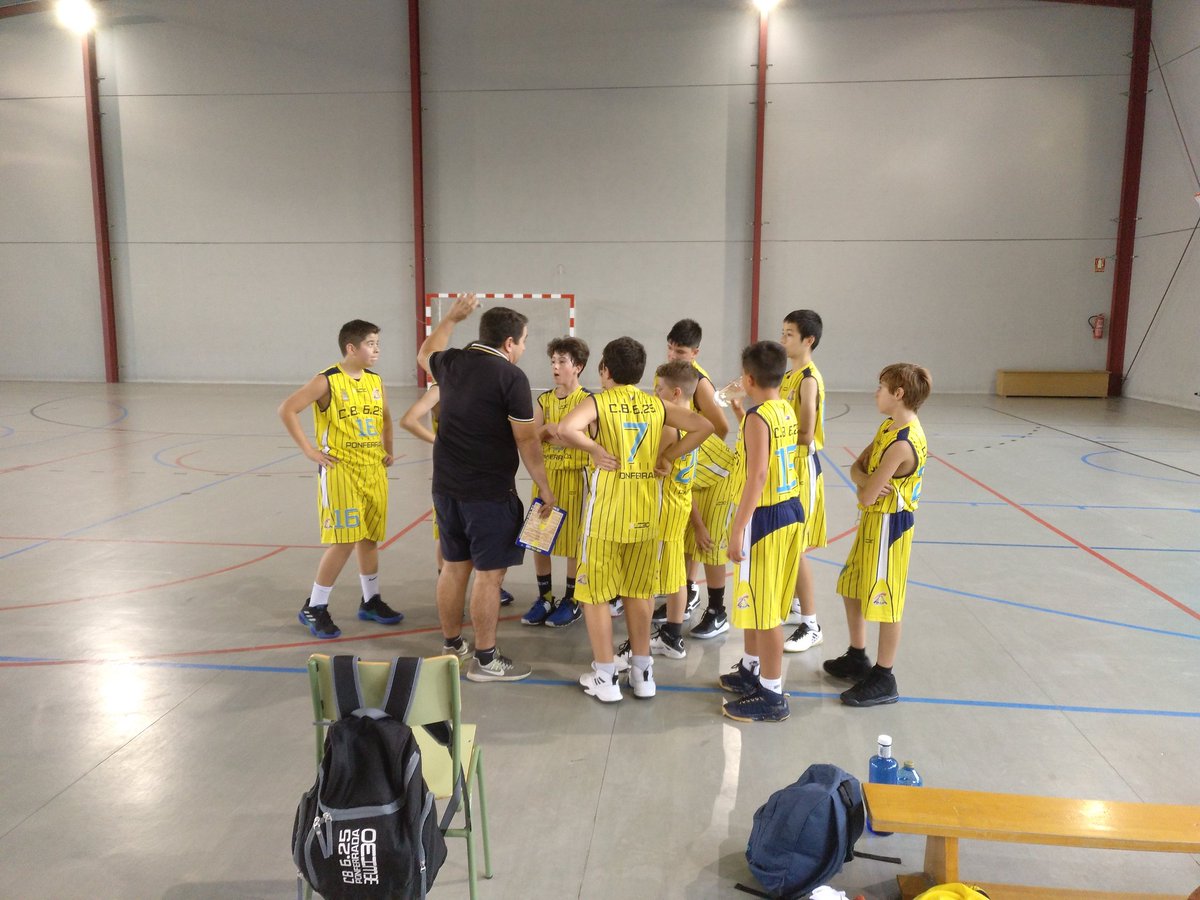CB625Ponferrada's tweet photo. #PreInfMas
@CB625Ponferrada 20
@Colegio_Leones 70
#PreInfFem
@CB625Ponferrada 38
@Colegio_Leones 76
#625Live #SomosAmarillos https://t.co/k8uoHULtjr