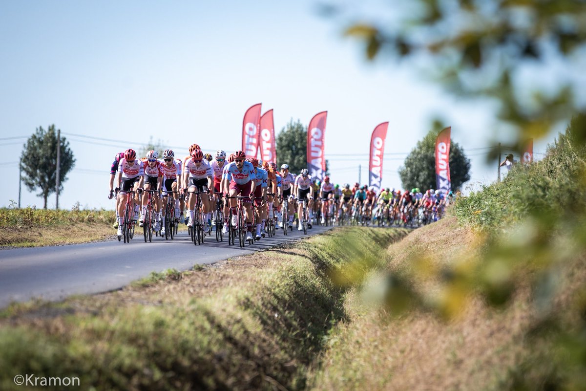 LottoBelgiumCup's tweet photo. #KoolskampKoers
📸 @KoolskampKoers in 4 stunning photos by #Kramon! Check out more pictures on our Instagram account.
🇧🇪 #BCC19 #BingoalCyclingCup https://t.co/Tr7Iw4cOKF