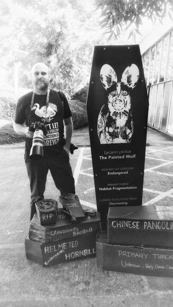 TetZoo's tweet photo. A bunch of the people at #bristolClimateStrike will be at #TetZooCon (19th &amp; 20th Oct, London), so we're gonna talk global change and climate crisis there too. Book at: https://t.co/Dkp9p9Bzgf https://t.co/wnjjE5yzXy