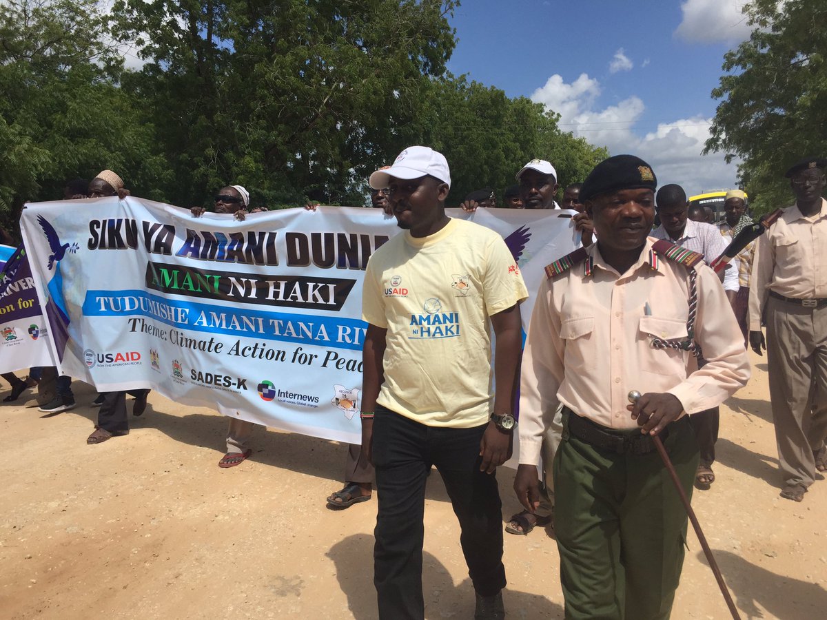 MarwanBlogger's tweet photo. International Peace Day celebration at TANA River county with @KECOSCE. The event procession was flag off by DCC Tana Delta Many thanks to team Kecosce for organizing this events. @fhi360 @Internews @USAID https://t.co/NpudQnpbxw