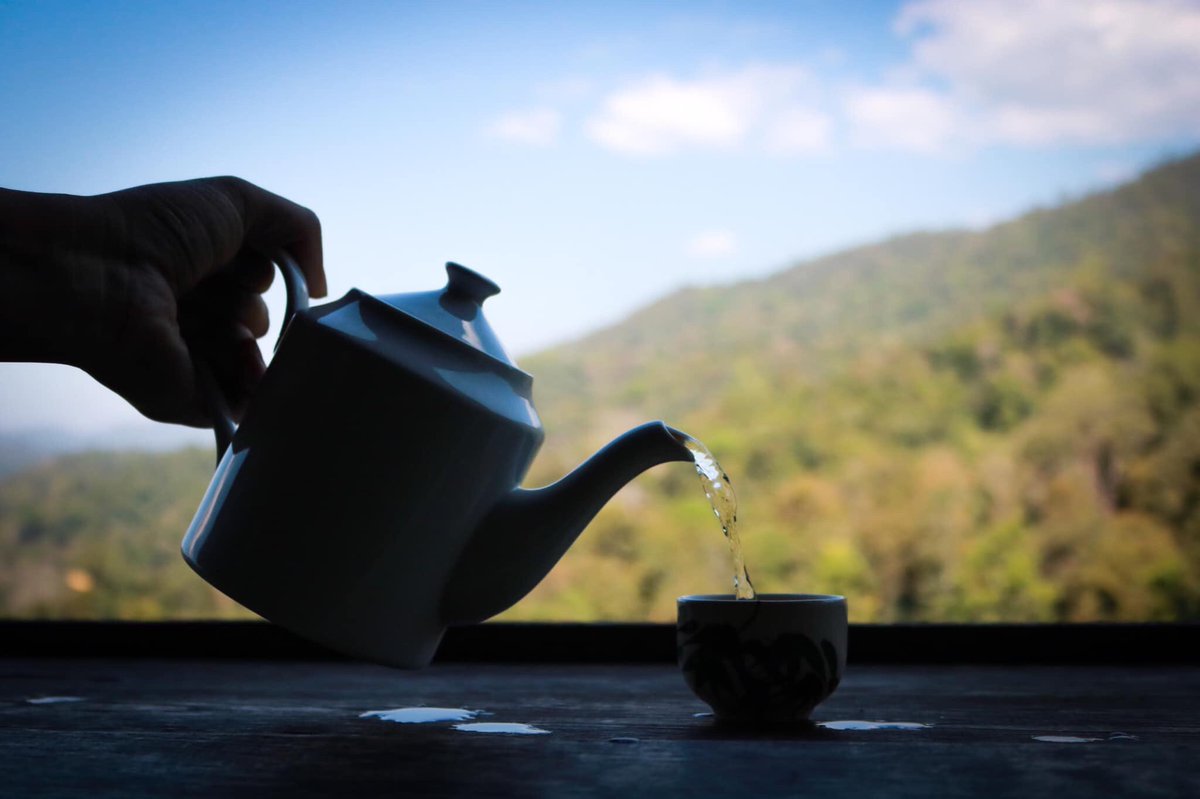 SuchadaCm's tweet image. แม้บางคนอาจจะหล่นหายไปไปบ้างก็ตาม.