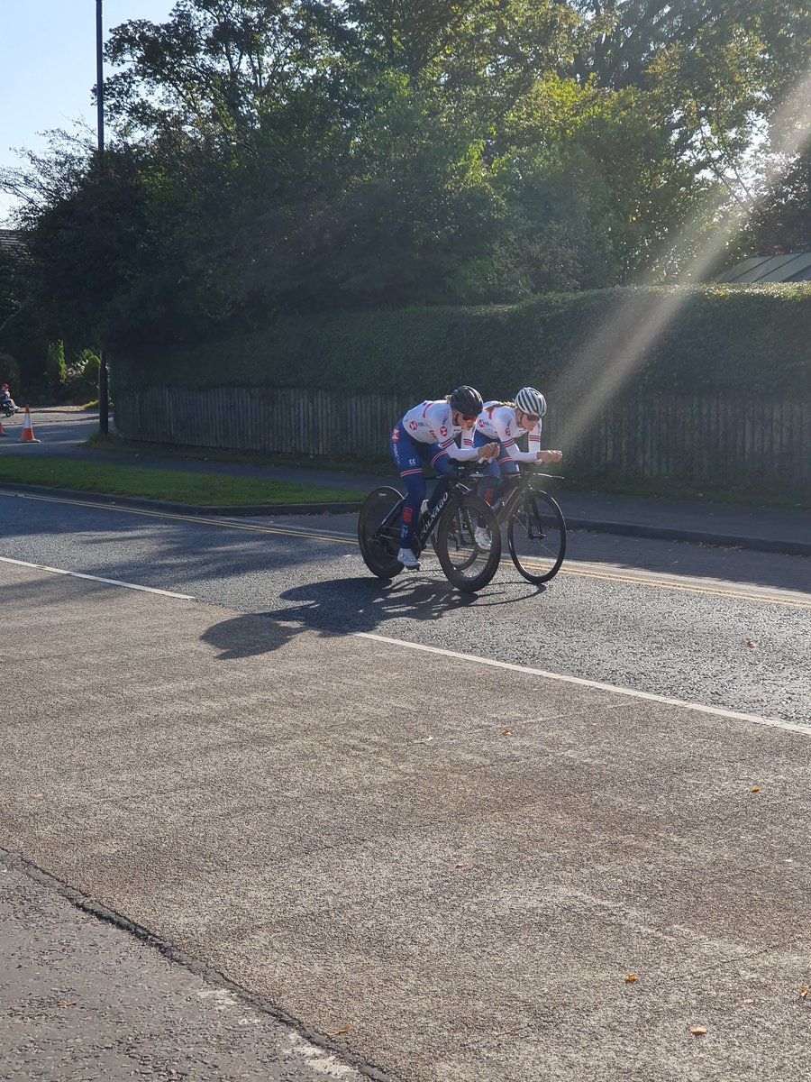 HindLucy's tweet photo. They are out on the loop practicing! @uci_cycling #harrogatewelcomestheworld #cyclemania https://t.co/JVoHbXgK3c