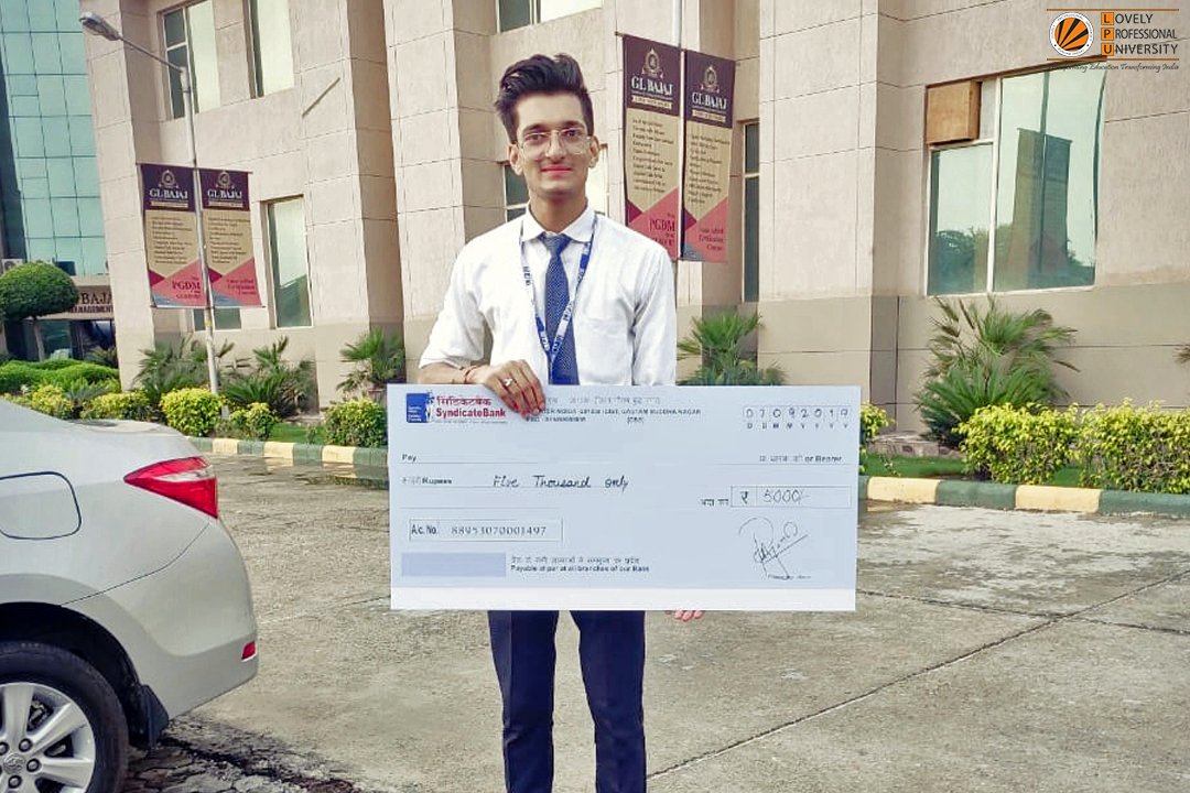 lpuuniversity's tweet photo. #LPU #MBA student, Sachin Tyagi won the 1st prize in the 'Inter Institute Summer Internship Presentation Competition: Tazurba 2019' held at #Delhi. He left behind students from more than 30 different institutions & #Universities from all over #India.
#MBAAtLPU #ThinkBIG https://t.co/wew0GPYB6u