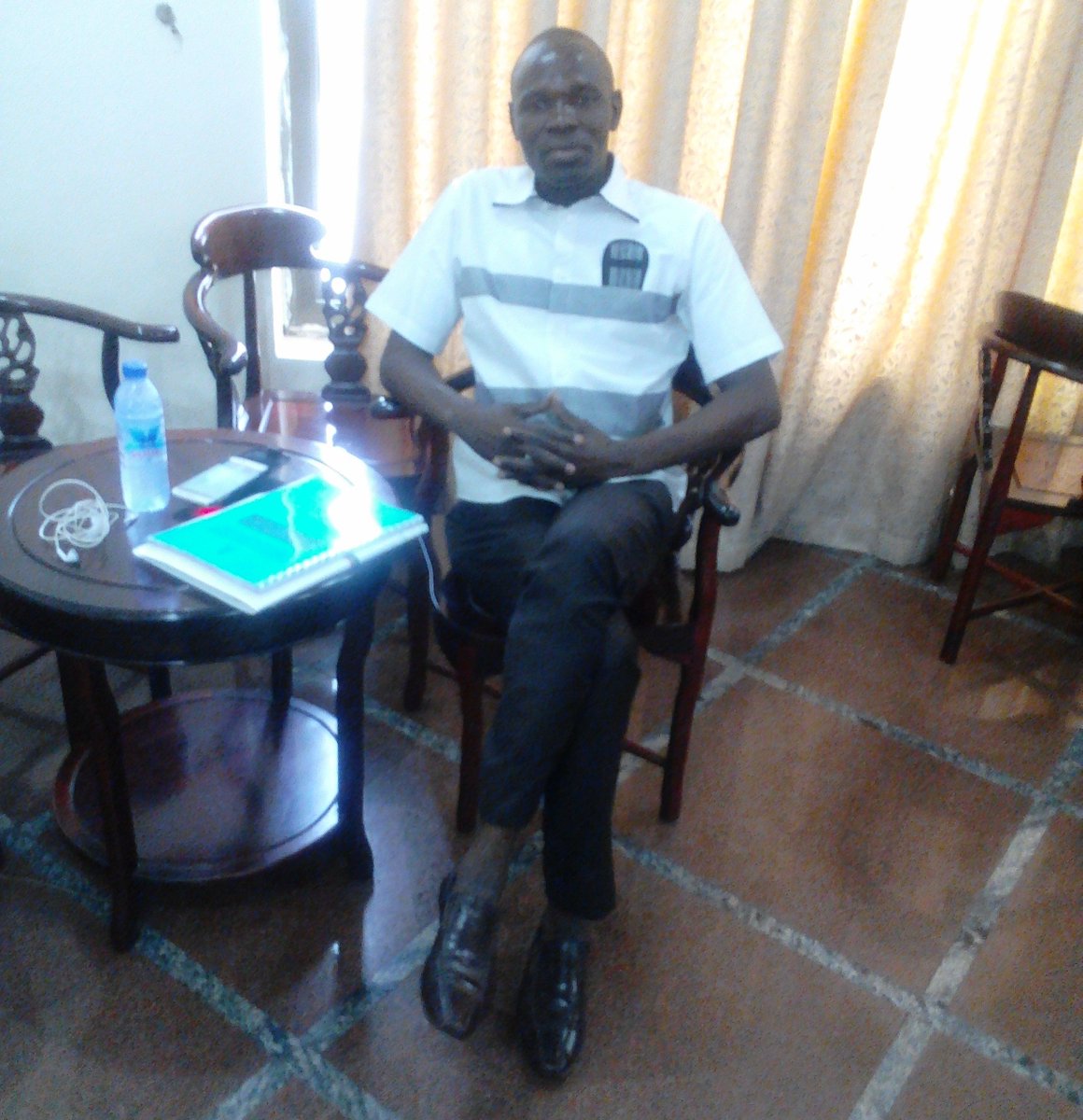 Quand l'écrit journalistique s’apparente à la démangeaison des politiciens, ça fait propager la haine et l'incitation à la bêtise